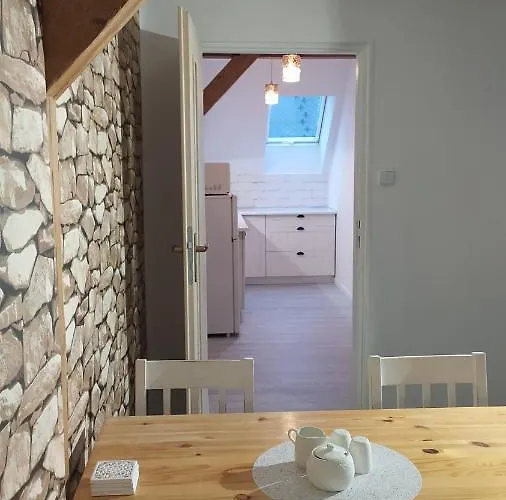 Lipova-lazne Apartment *